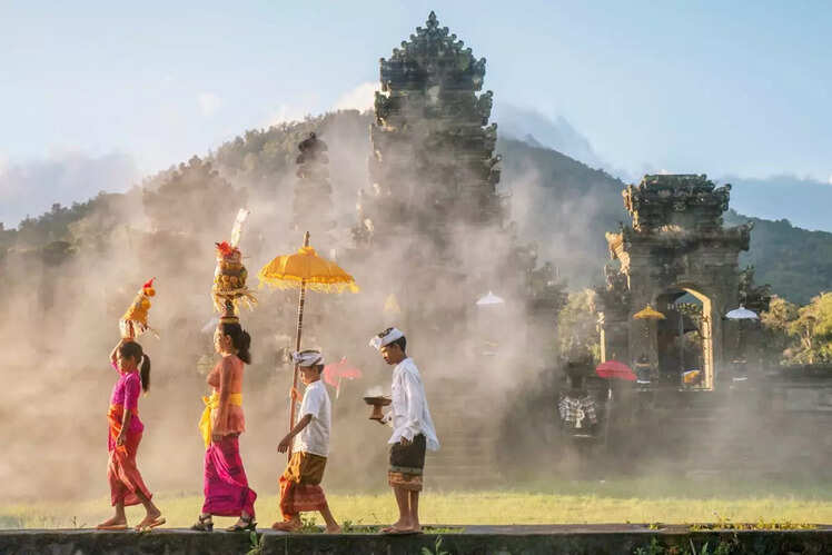 Temples and traditions