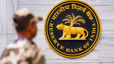 RBI tightens norms on personal loans for banks, NBFCs