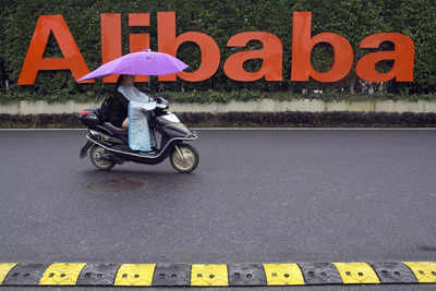 Alibaba plunges $20 billion over US-China chip war