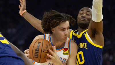 Golden State Warriors can't weather Oklahoma City Thunder's 3-point storm, fall 128-109