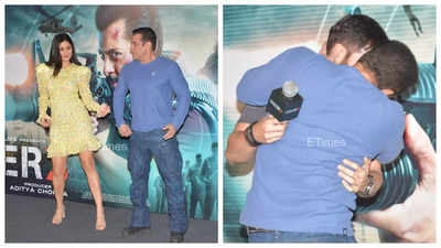 Salman Khan talks about romancing Katrina Kaif in 'Tiger 3'; imitates Emraan Hashmi's kissing on stage - See photos