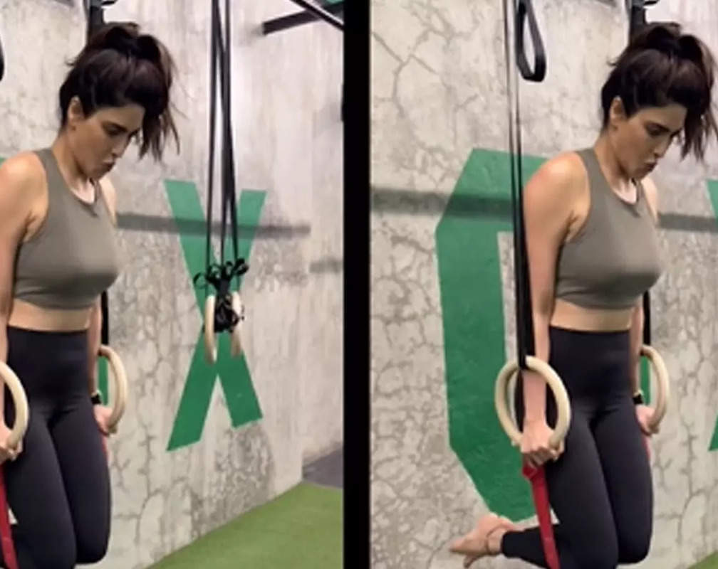 
Here’s how Karishma Tanna’s keeps herself fit
