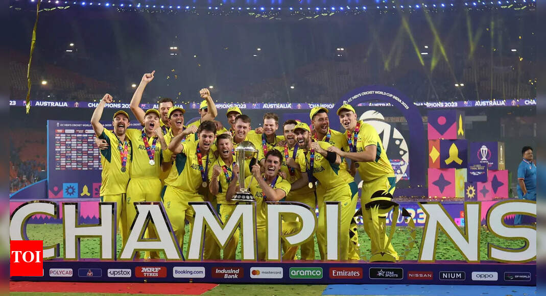 India vs Australia Live Updates | IND vs AUS World Cup 2023 Final Live Score Today: Travis Head slams half century vs India