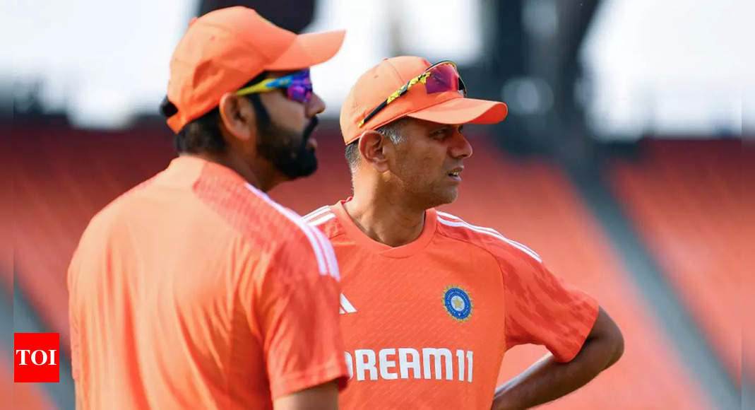 ‘It’s India’s World Cup to lose…’: Jason Gillespie ahead of India vs Australia final – Times of India
