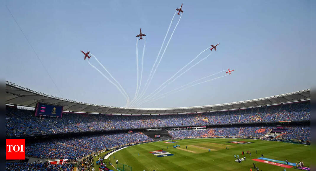 Indian Air Force's Surya Kiran Team Thrills Fans With Spectacular ...