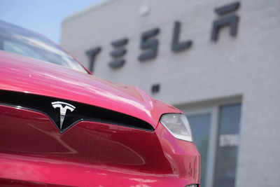 Tesla emerges victorious as judge dismisses antitrust lawsuit on repair monopoly claims