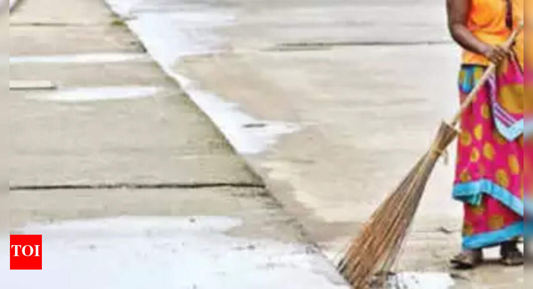 Safai Staffers: Garbage Collection Boosted as Safai Staffers Return to ...