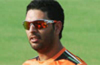 Yuvraj back in Grade A; Virat, Ishant get promotions