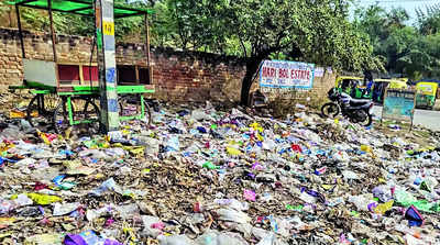 Sewer Leak: Sewer Leak Causes Flooding on Key Road in Gurgaon | Gurgaon ...