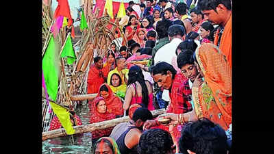 Four-day Chhath concludes with morning ‘arghya’
