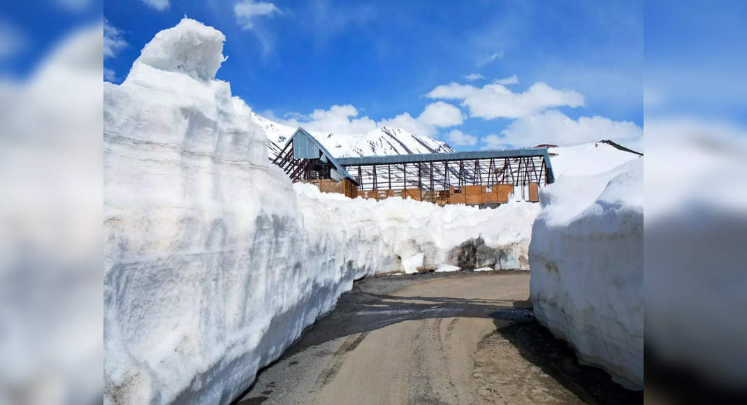 Manali-Leh highway shut down, likely to reopen in May next year, Himachal Pradesh