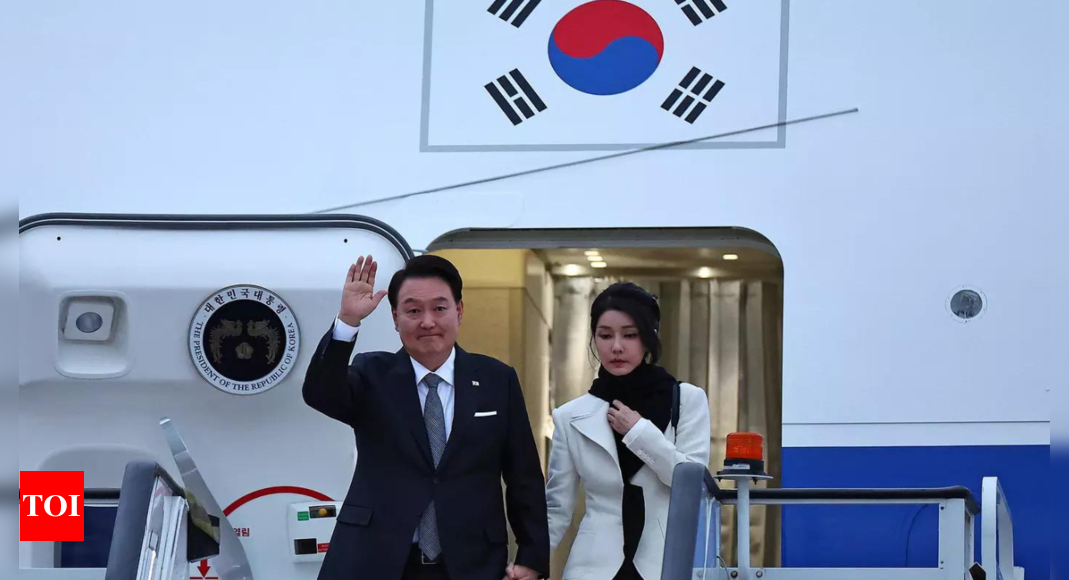 South Korean President Yoon begins three-day UK state visit – Times of India