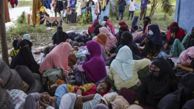 Indonesia gives hundreds of rejected Rohingya temporary stay
