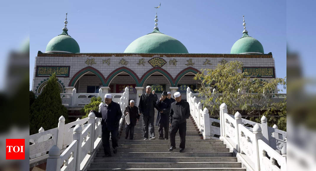 Au-delà du Xinjiang : « La Chine ferme ses portes et détruit des centaines de mosquées dans les régions du nord »