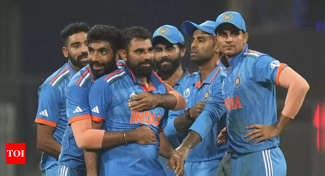 ‘Sudhar jao yaar’: Mohammed Shami slams ex-Pakistan players for creating controversies during World Cup | Cricket News – Times of India