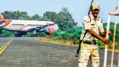 Trainee pilot loses contact with ATC, lands on airport taxiway in Nagpur