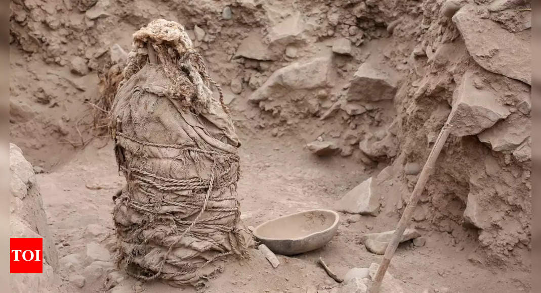 Des archéologues péruviens découvrent des momies d’enfants vieilles de 1 000 ans à Limaso