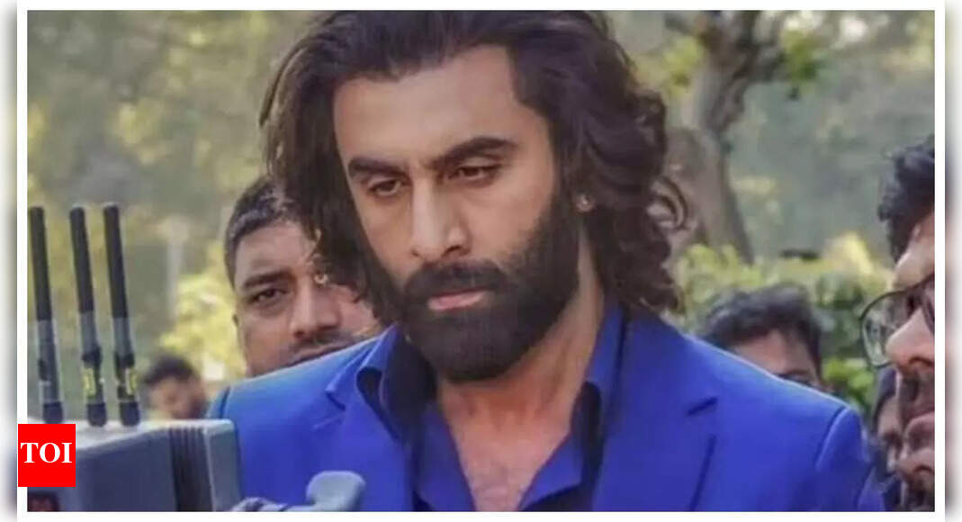 Animal trailer: Ranbir Kapoor sets the screen on fire with his fierce and dark avatar – watch | Hindi Movie News – Times of India