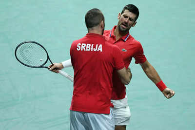 Djokovic accuses British fans of disrespect during Davis Cup clash