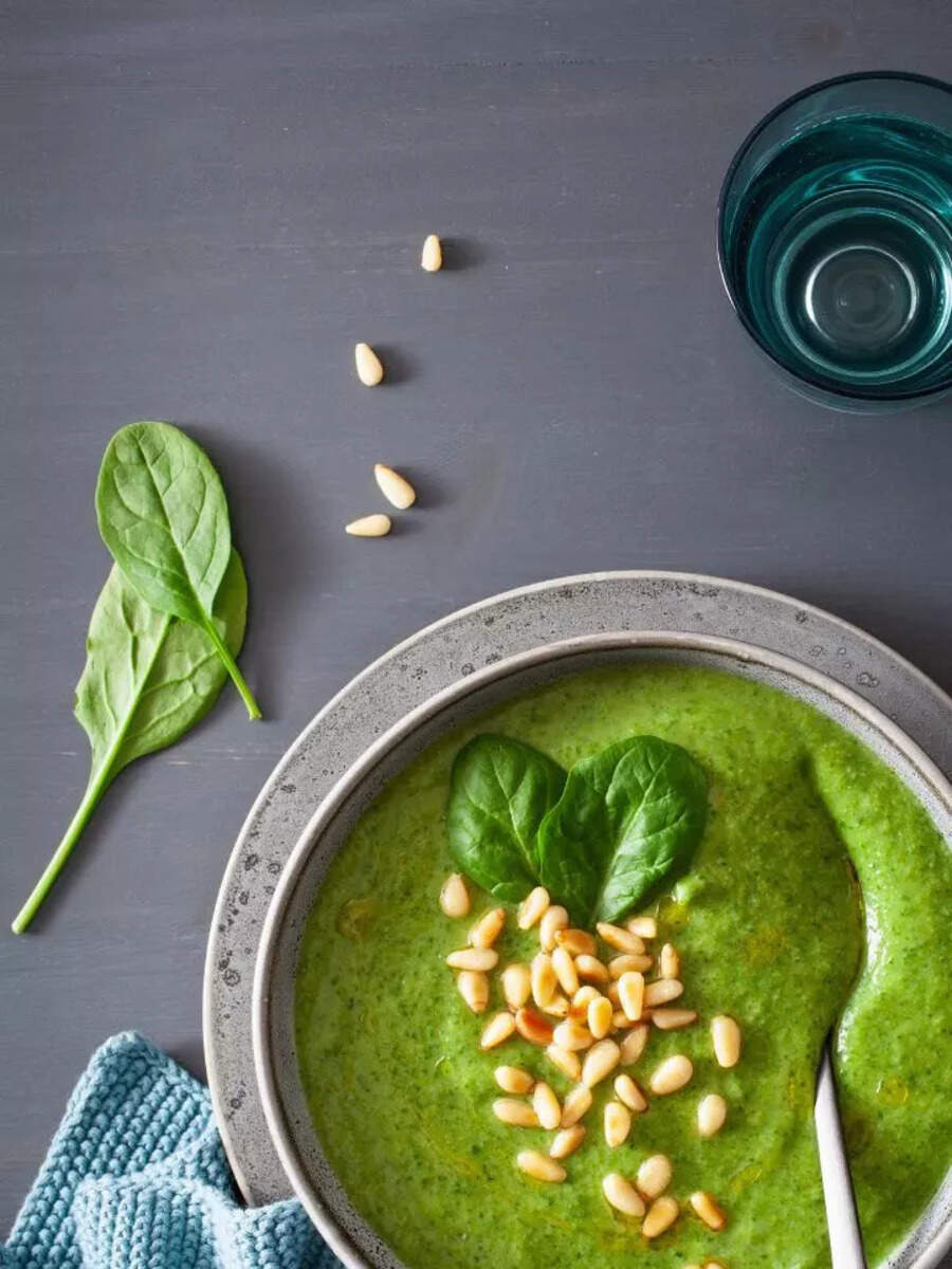 Creamy Spinach Soup Recipes How to make a classic Creamy Spinach Soup