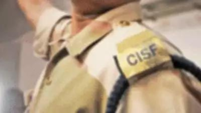 CISF jawan performs CPR, saves unconscious passenger at Delhi's Nehru Place Metro Station
