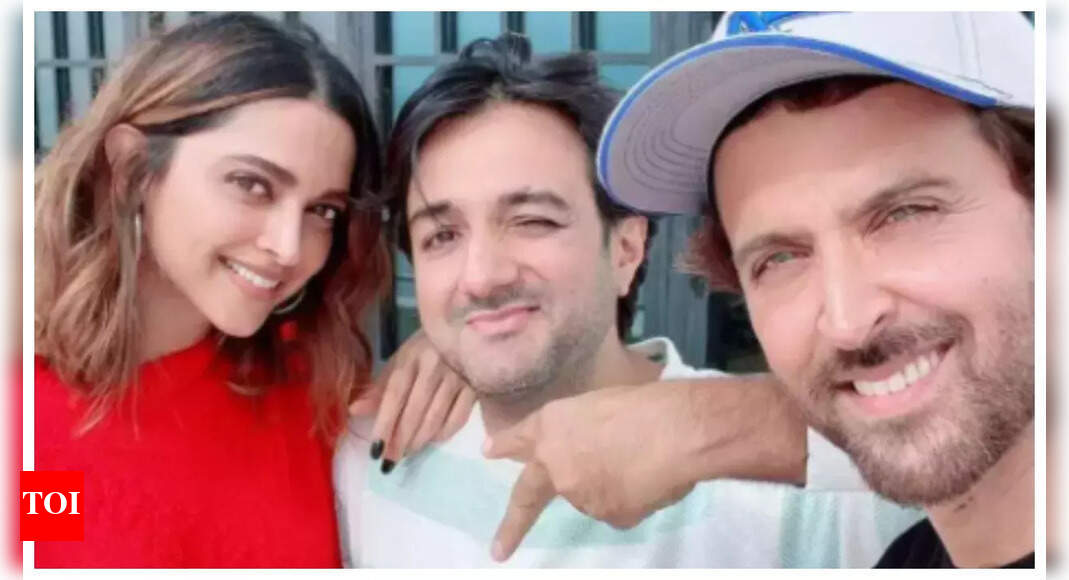 Hrithik Roshan and Deepika Padukone starrer ‘Fighter’ to have a 50-day marketing campaign: Report | Hindi Movie News – Times of India