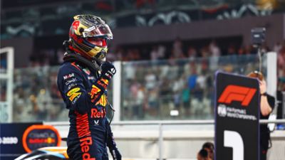 F1 2023: Verstappen takes record 12th pole at Abu Dhabi GP as Hamilton, Sainz exit early