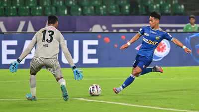 Chennaiyin FC strike late to hold East Bengal