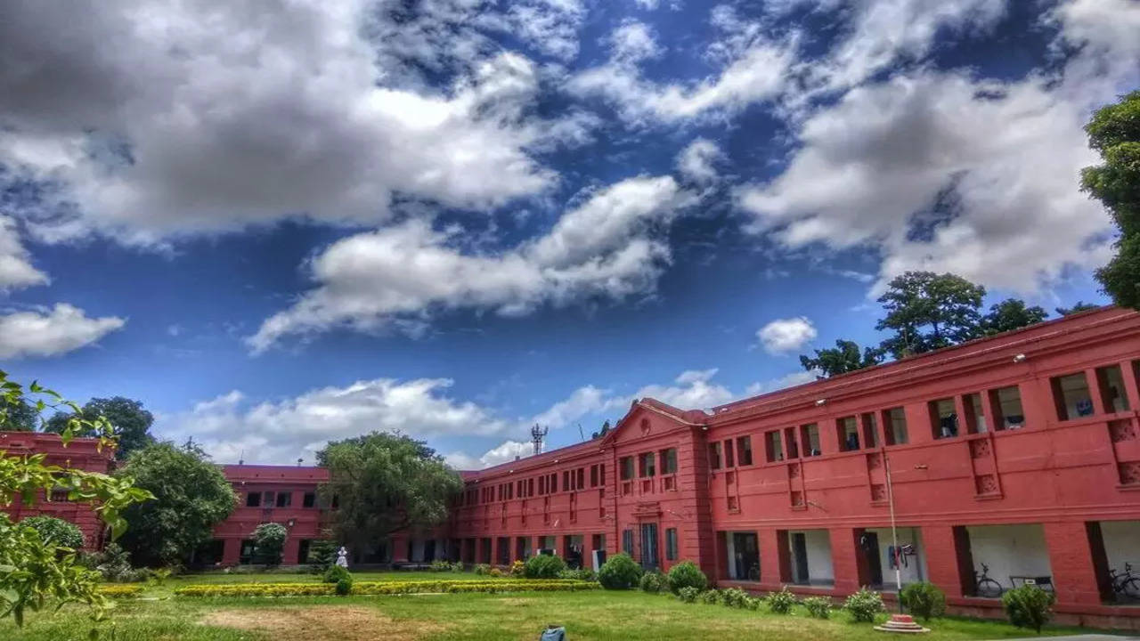 Ravenshaw University: A Captivating Blend of Education and Architecture