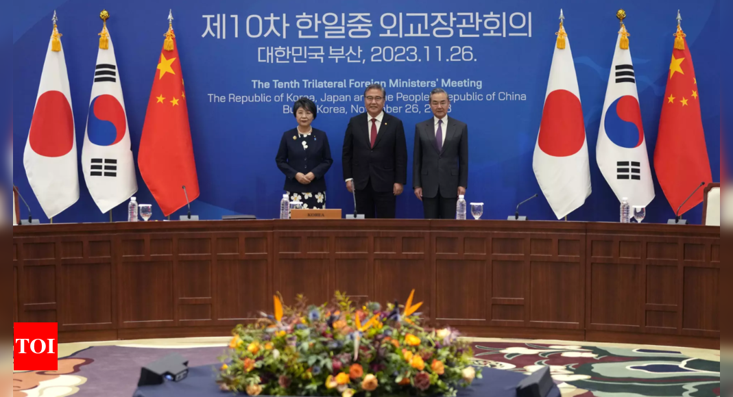 Top Diplomats Of South Korea, Japan And China Meet To Restart ...