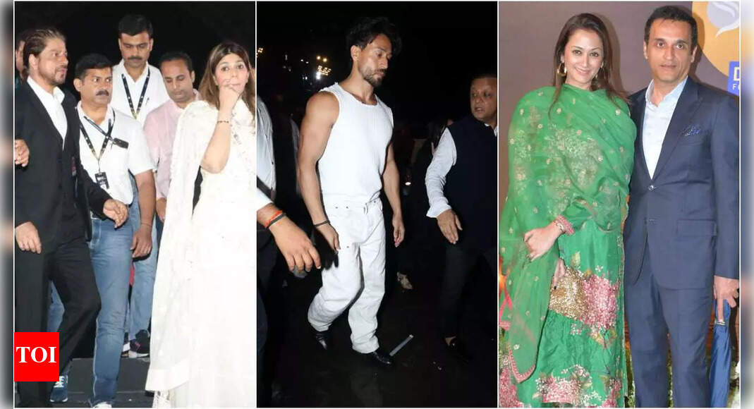 Shah Rukh Khan, Tiger Shroff, Gayatri Joshi: Celebs arrive for Global Peace Honours event to pay tribute to unsung heroes of 26/11 – Times of India