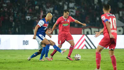ISL: NEUFC hold Bengaluru at home