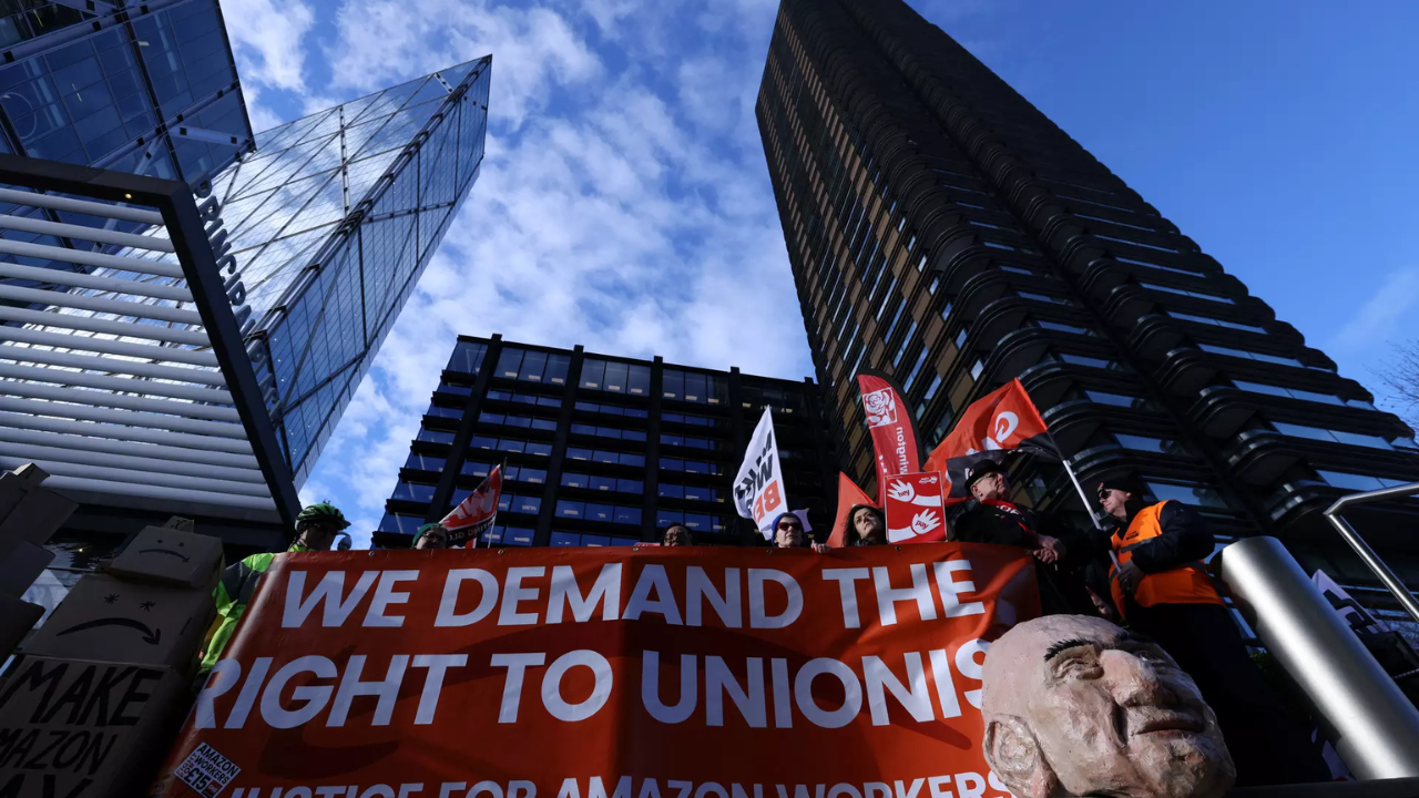 Amazon llega a un acuerdo con la mayoría de los trabajadores españoles tras la huelga del Cyber ​​Monday