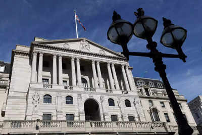 Lawmakers criticise Bank of England inflation forecast