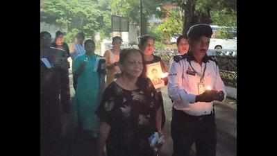 Agasaim panchayat pays tribute to victims of road accidents