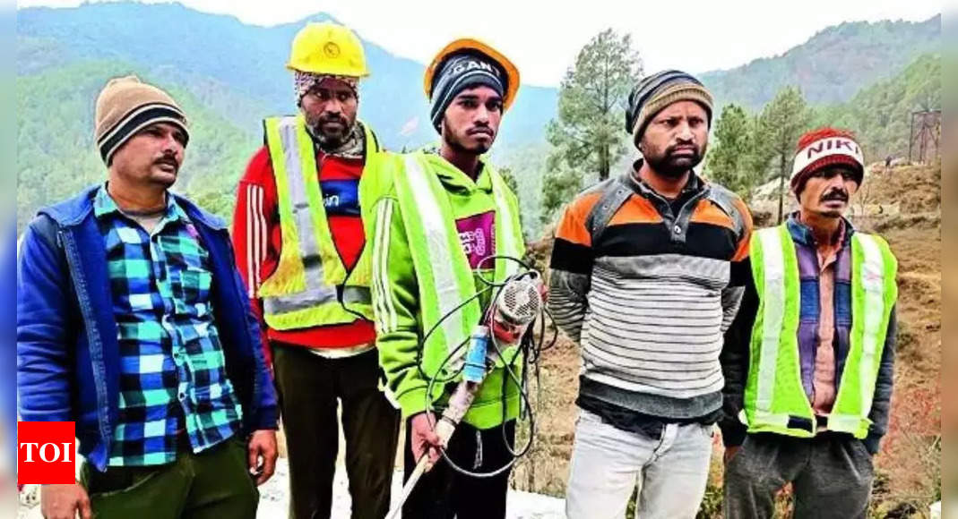 Uttarakhand Tunnel Rescue Jhansi ‘rat Hole Miners Begin Operation To