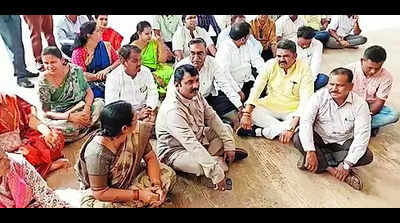BJP leaders, workers oppose arrest of Belagavi corporator