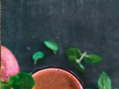 Beetroot turmeric detox drink for blood purification