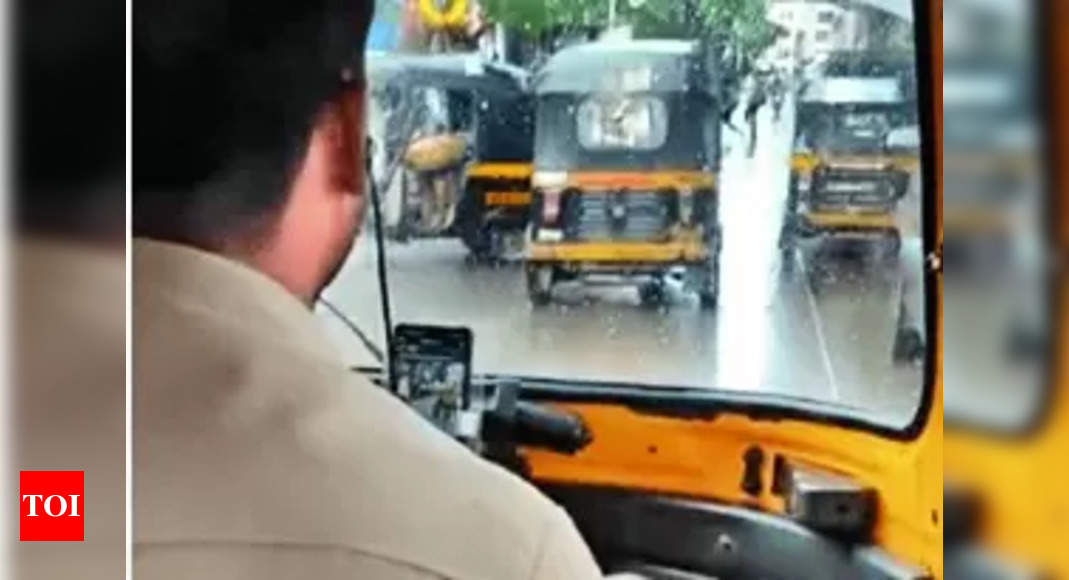 Auto Drivers: Auto drivers glued to phones put passengers' safety at risk  in Vizag Visakhapatnam