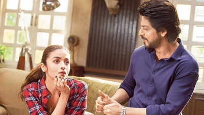 Gauri Shinde says because of Shah Rukh Khan in 'Dear Zindagi', people have started taking therapy more seriously