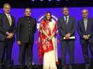 Sonali Bendre honours healthcare heroes at an event in Delhi