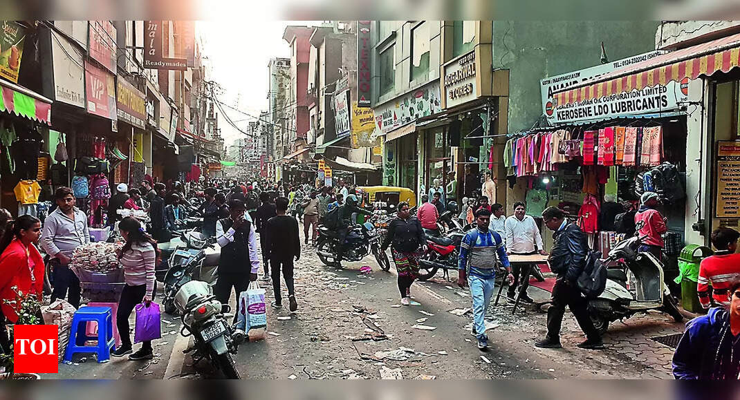 Spots Identified, Sadar Bazar Set To Get 2 Parking Lots Gurgaon News