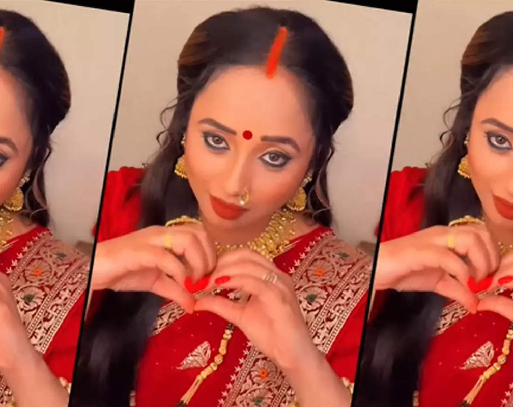 
Bhojpuri actress Rani Chatterjee lips syncs to a Punjabi song in a bride's getup
