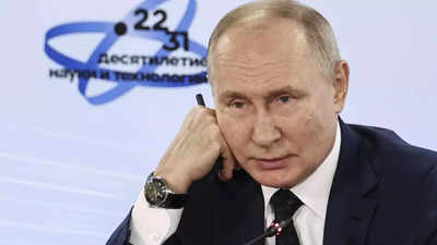 Kremlin says Putin to hold annual news conference, public phone in on December 14