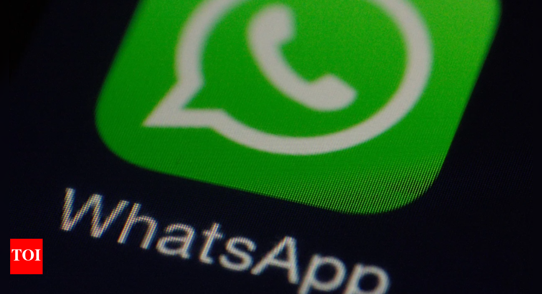 WhatsApp may soon allow users to quickly lock chats – Times of India