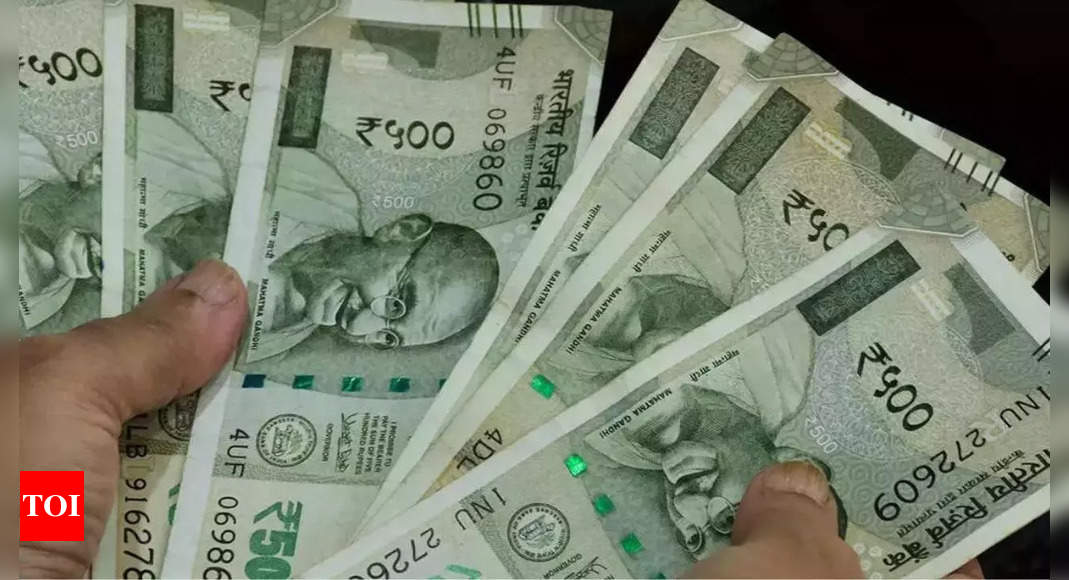 Market Research: Rupee closes at a record low of 83.39 against dollar