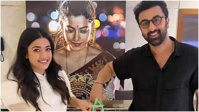 Animal': Ranbir Kapoor And Rashmika Mandanna's intimate scene from ...