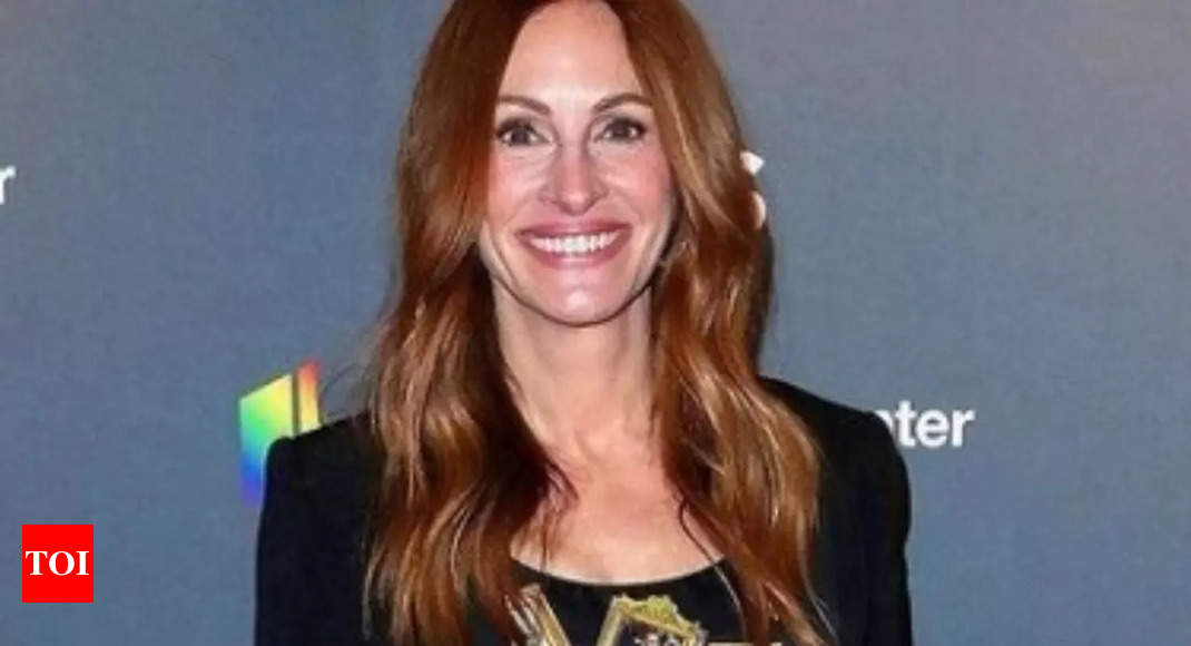 Julia Roberts was 'too scared' to read story of her own new movie