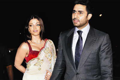 Abhishek Bachchan Host B-day Party For Aishwarya Rai | - Times Of India