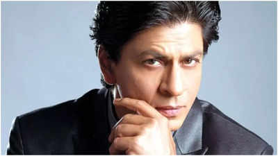 Shah Rukh Khan fondly recollects childhood memories and says, "I do miss my parents a lot